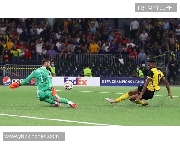 足总杯惊天逆转巴黎圣日耳曼狂胜巴萨红牌事件引发全场热议